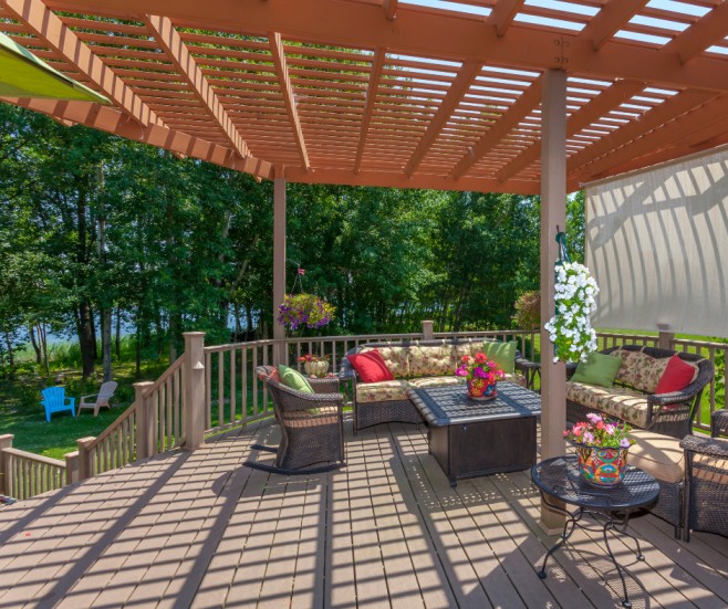 remodel your deck and spa in woodinville